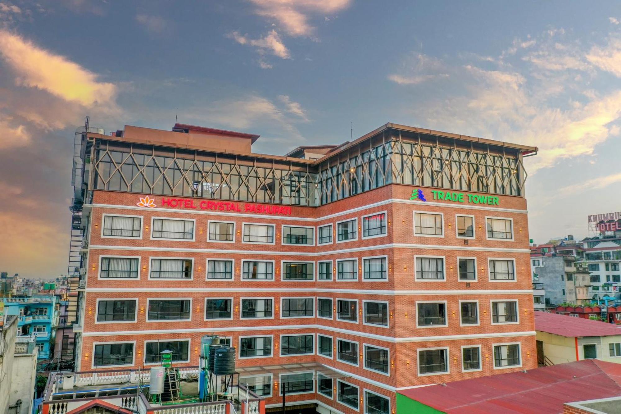 Hotel Crystal Pashupati カトマンズ エクステリア 写真