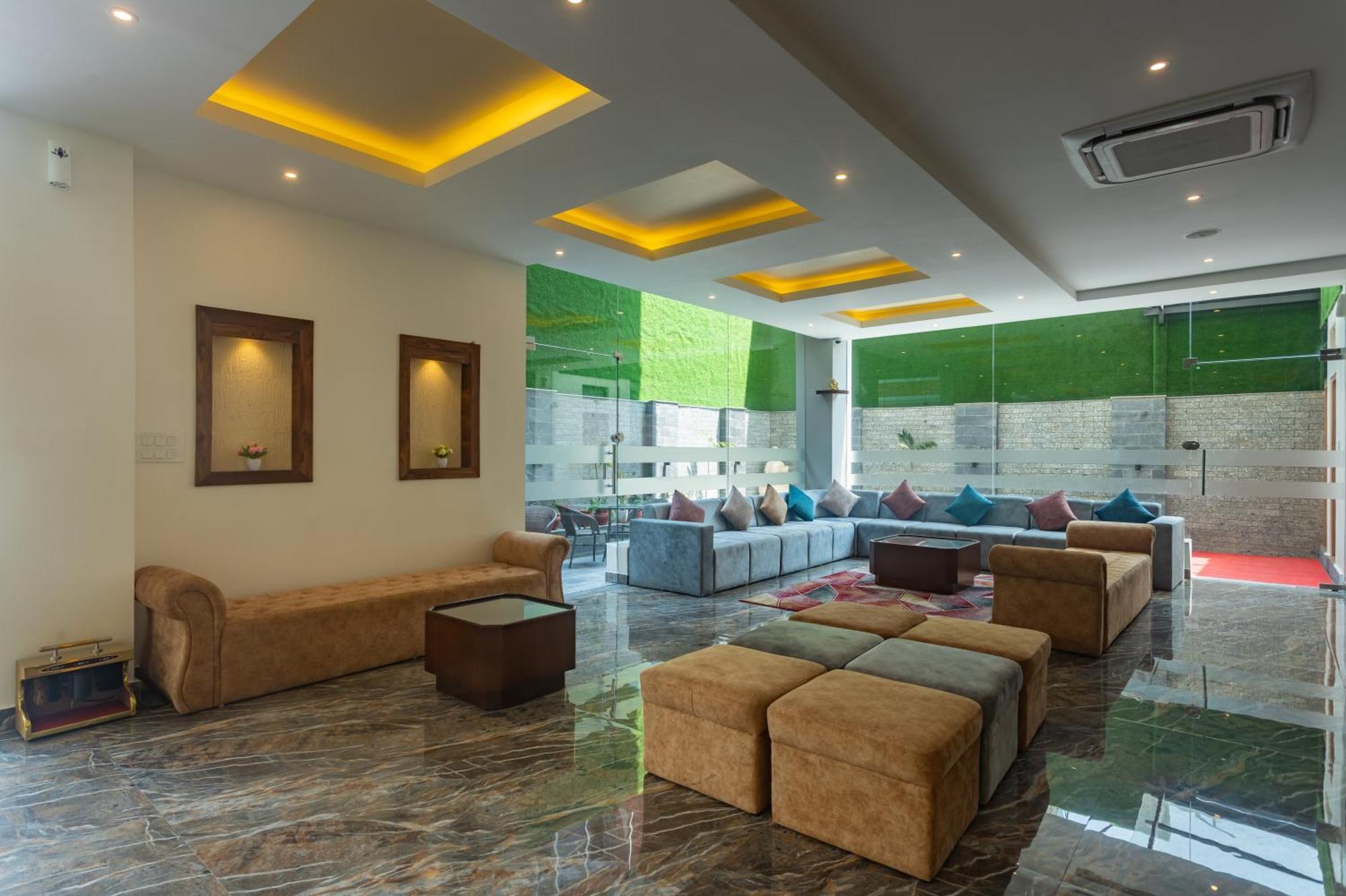 Hotel Crystal Pashupati カトマンズ エクステリア 写真