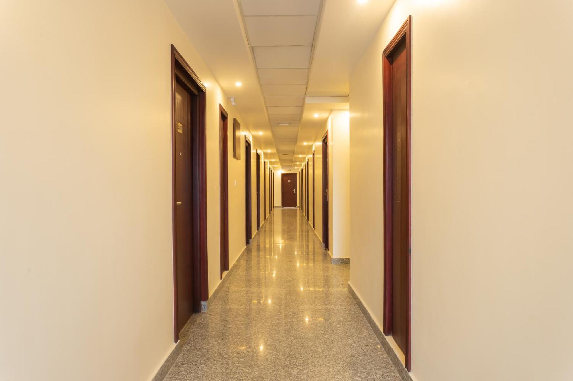 Hotel Crystal Pashupati カトマンズ エクステリア 写真