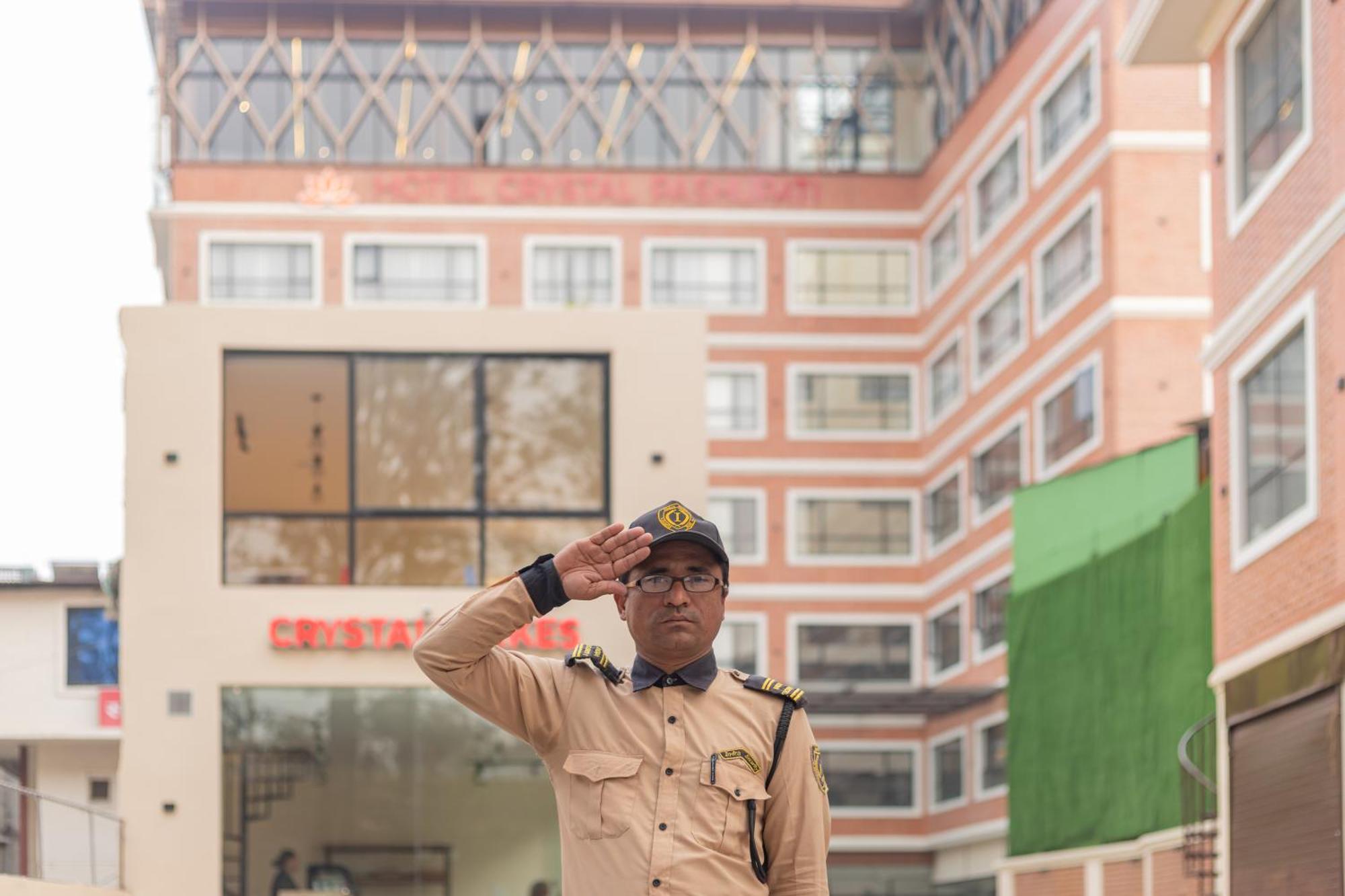 Hotel Crystal Pashupati カトマンズ エクステリア 写真